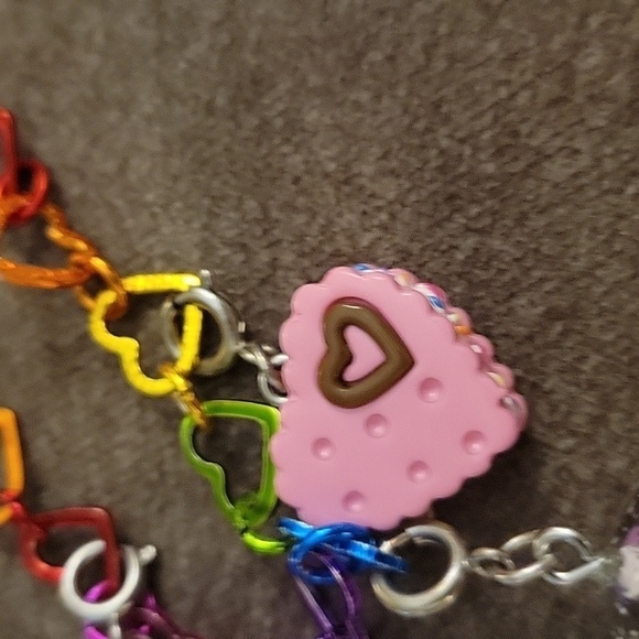 3/$30 CHARM IT Rainbow Heart Friends Kidcore Bracelet - Picture 6 of 8